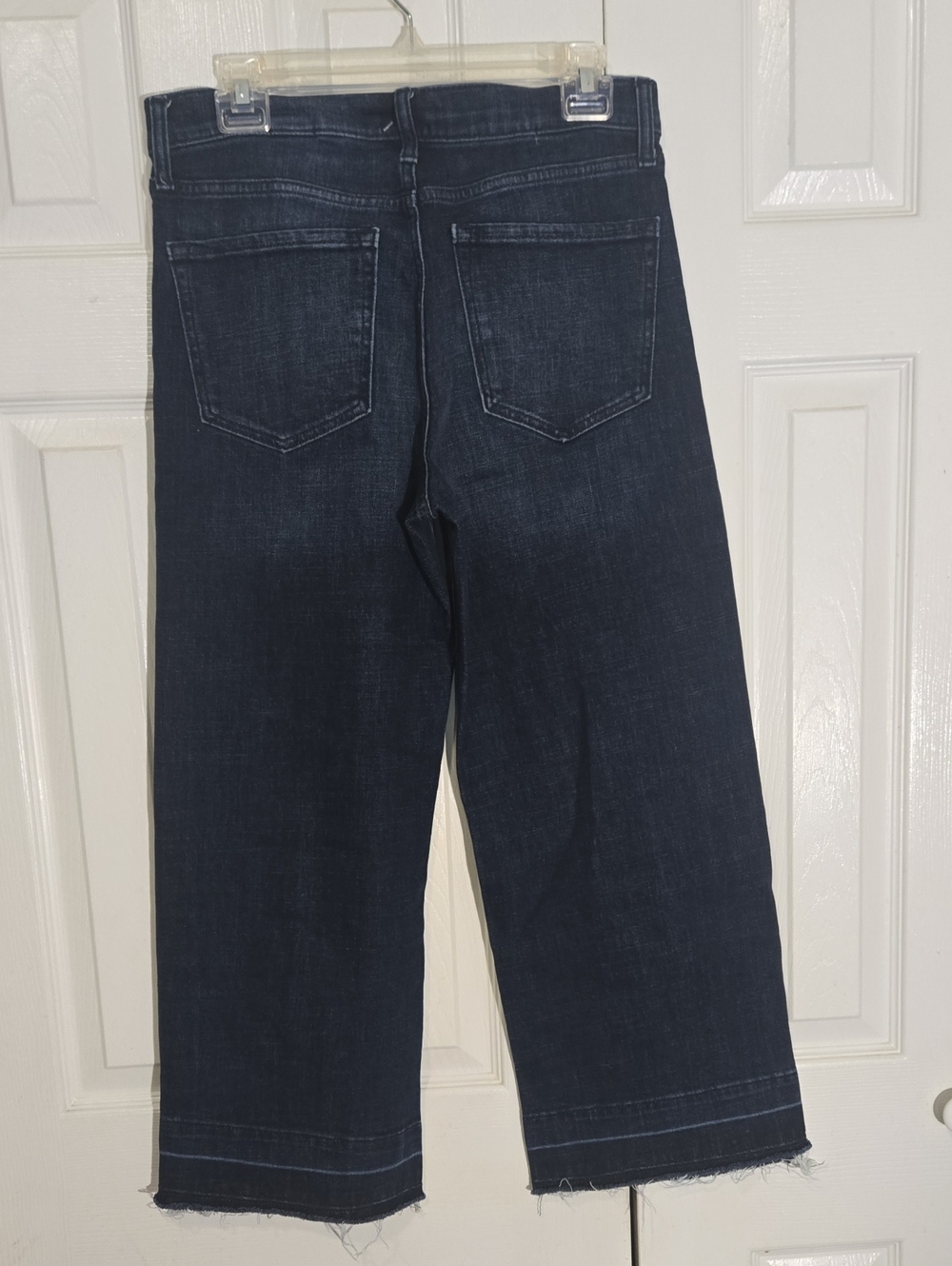 Banana Republic Wide Leg Cropped Raw Hem Jeans SHORT 27W - Picture 2 of 8